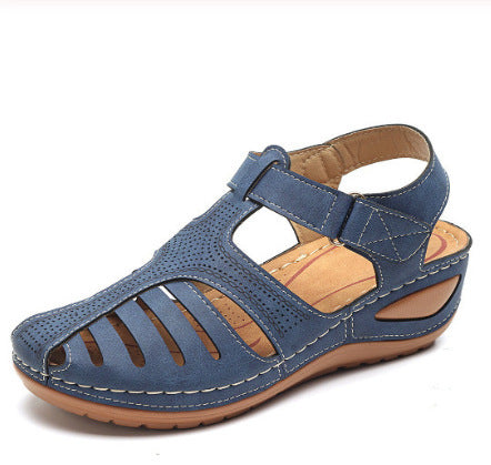 Breathable comfort sandals for women with adjustable strap and ergonomic sole Lune London