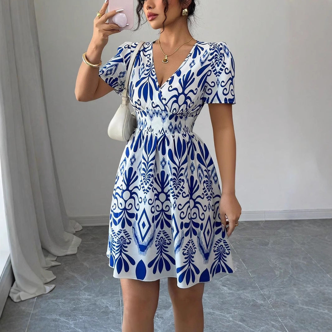 Mini dress for women with a playful A-line cut and floral patterns Lune London