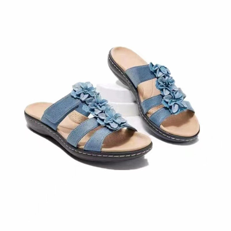 Elegant sandals for ladies with floral details Lune London