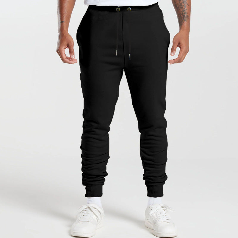 Comfortable jogging pants for men with elastic waist and side pockets Lune London