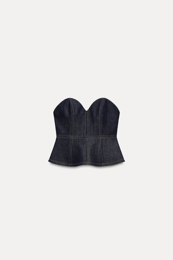 Trendy wide jeans for women with a high waist and relaxed fit Lune London