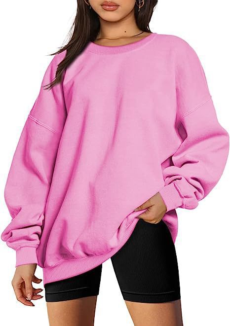 Oversized women's sweatshirt with simple sleeves Chic and Style