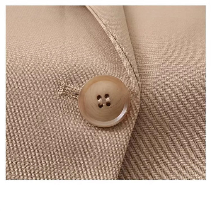 Veste blazer élégante pour femmes avec coupe moderne et poches pratiques Chic & Stil