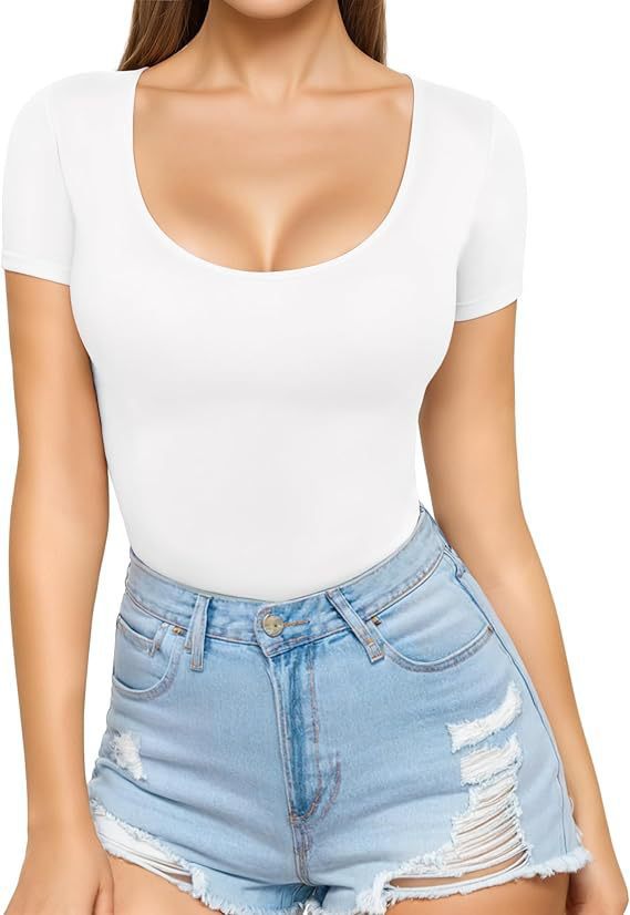 Women's fitted short-sleeve bodysuit with round neckline and seamless design Lune London