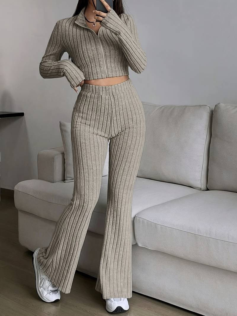 Modern knit set for ladies with cropped top and wide pants Lune London