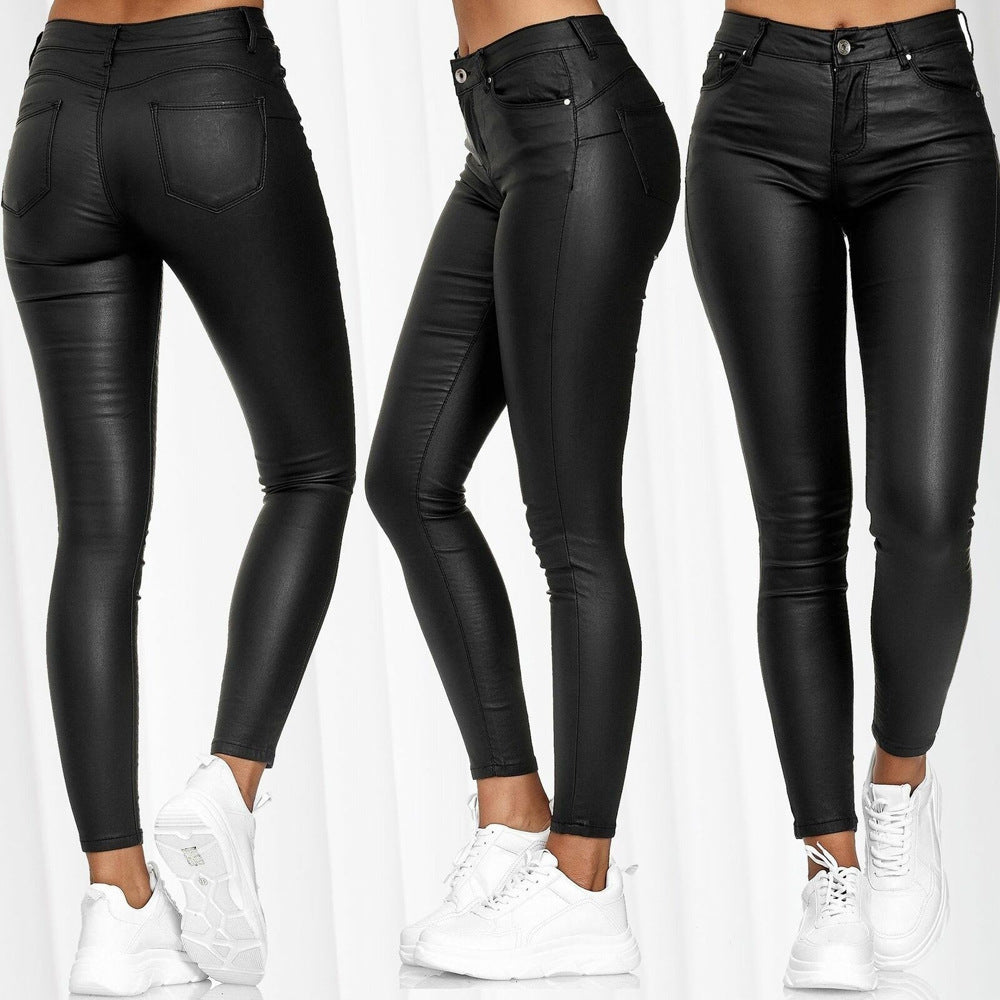 Ladies Elegant High-Waisted Wax Pants and Fitted Cut Lune London