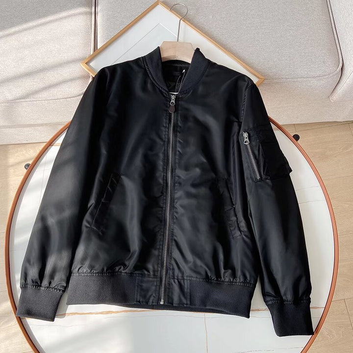Veste bomber féminine stylée avec poches zippées pratiques Chic & Stil