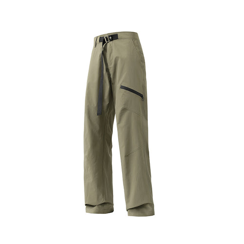 Functional leisure pants for men with practical zip pockets Lune London