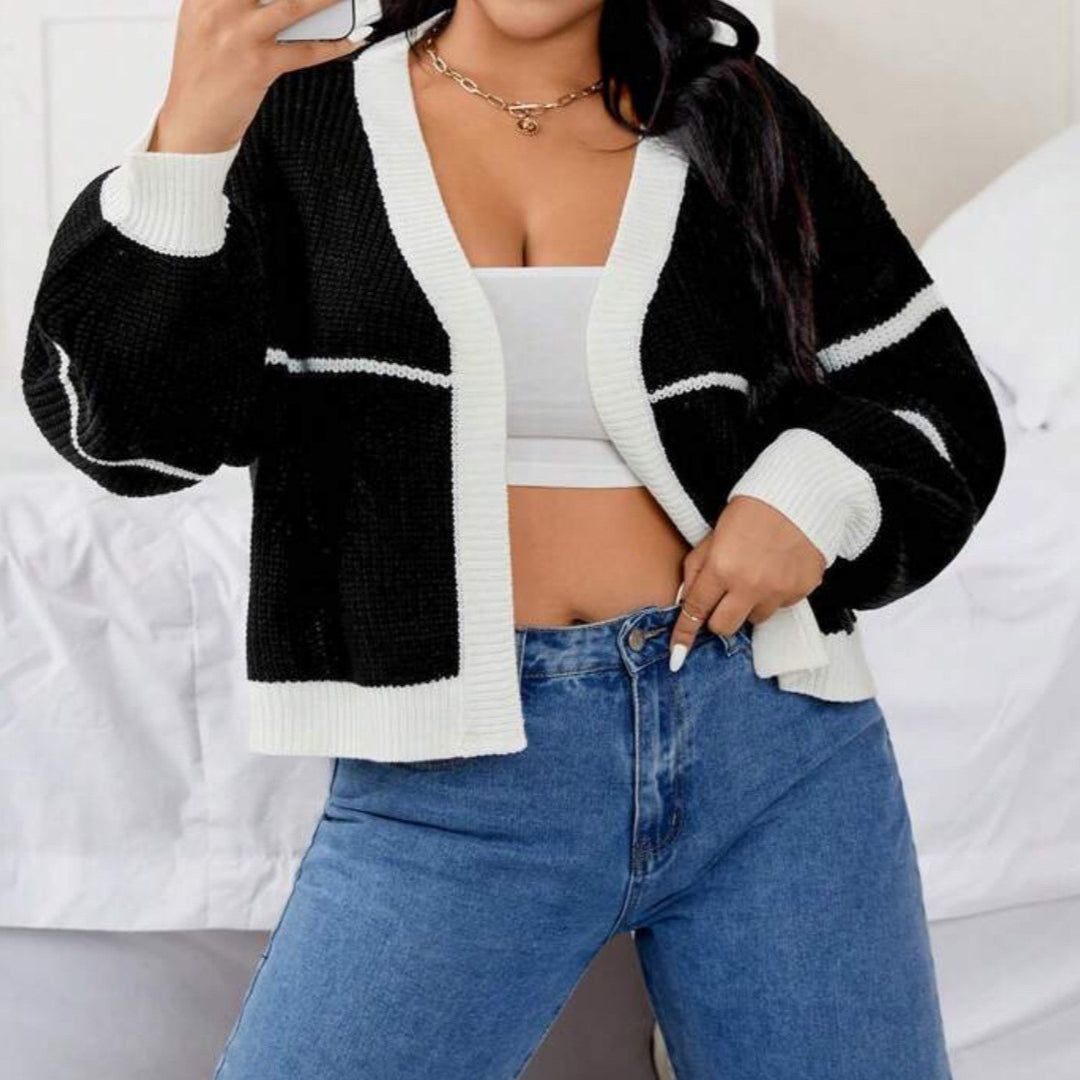 Thick knit jacket for women with flared sleeves and a catchy design Lune London