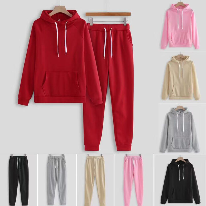 Women comfortable leisure set with hoodie and jogging pants Chic & Stil