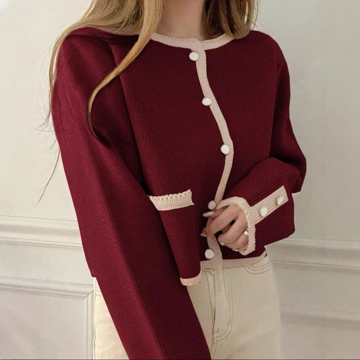 Elegant women's knitted cardigan with mother-of-pearl buttons and pockets Lune London