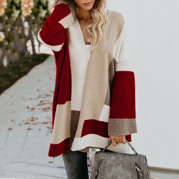 Fashionable women's cardigan with soft knit and spacious sleeves Lune London