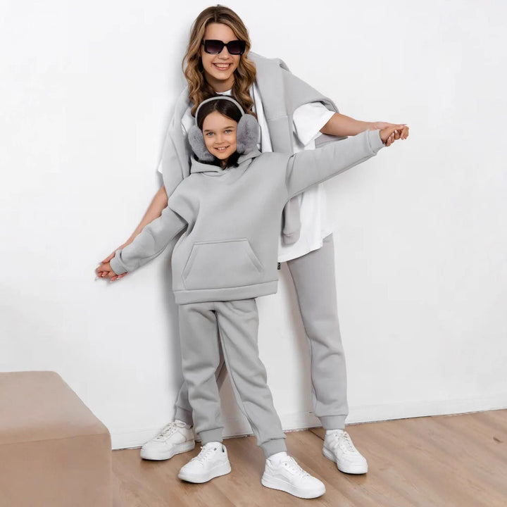 Ladies Sports Leisure Outfit with high comfort and chic and stylish accents