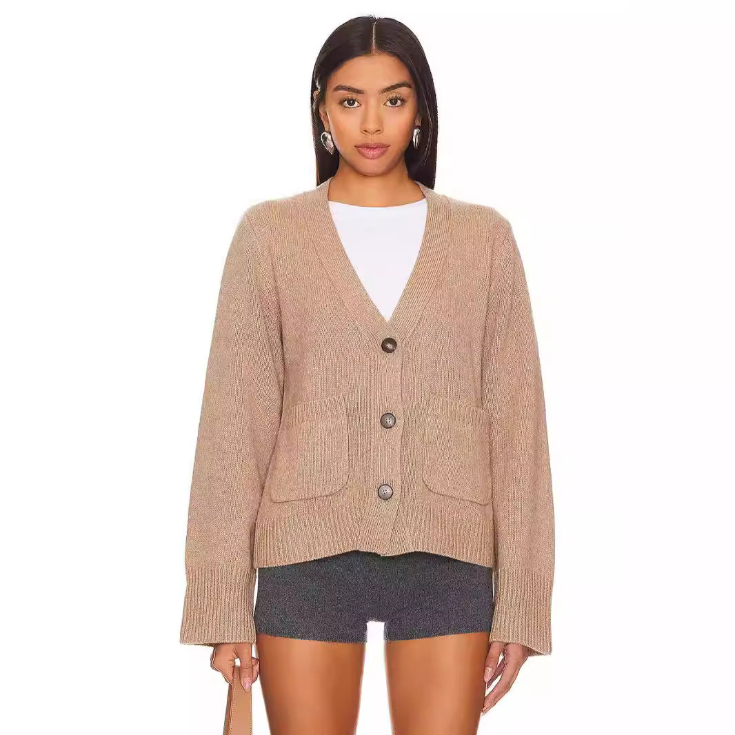 Women’s knitted jacket with V-neck and large pockets Lune London