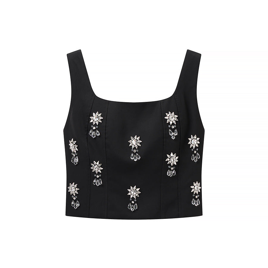 Women Elegant, embroidered top and skirt set Lune London