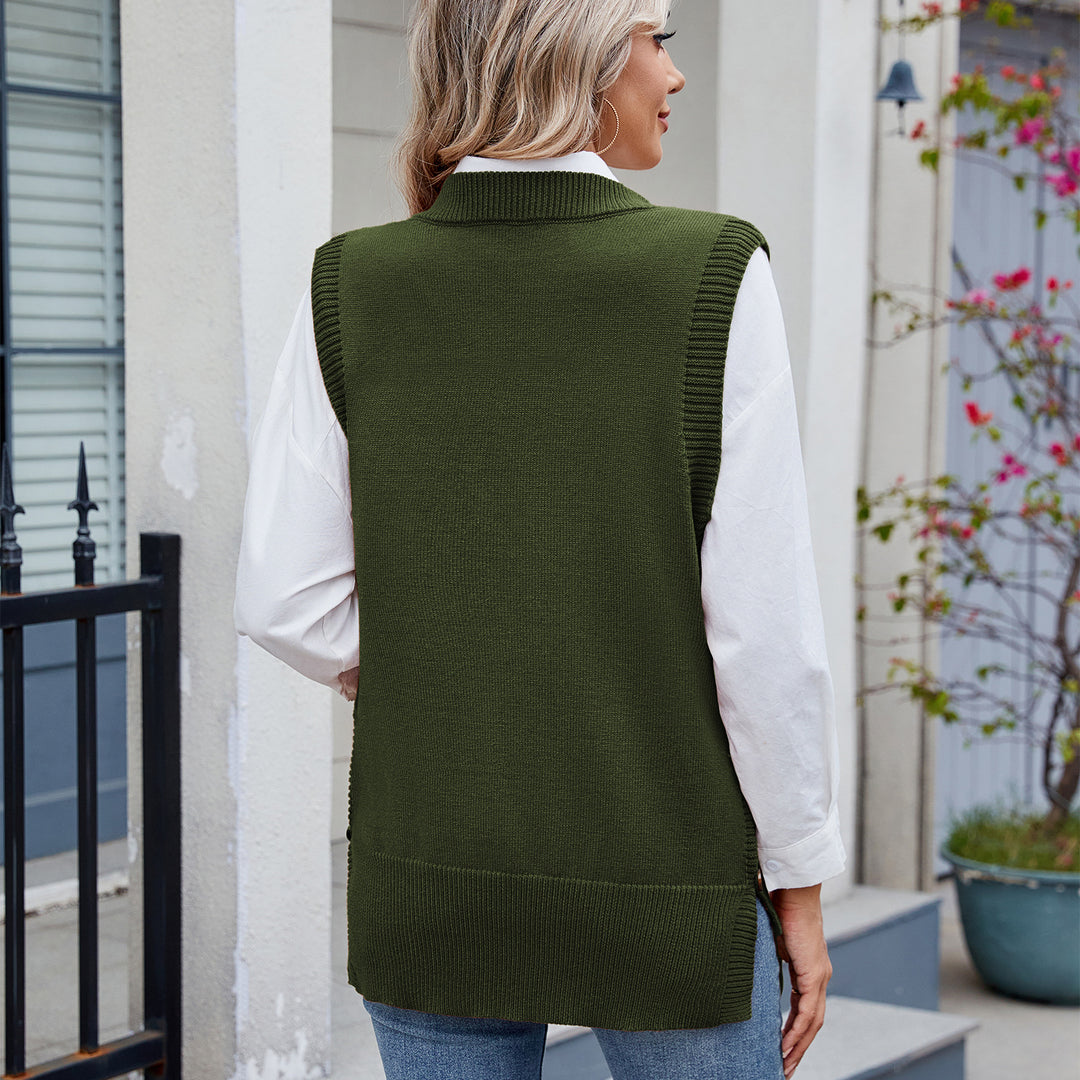 Women's knitted sweater with side button details and a modern fit Lune London