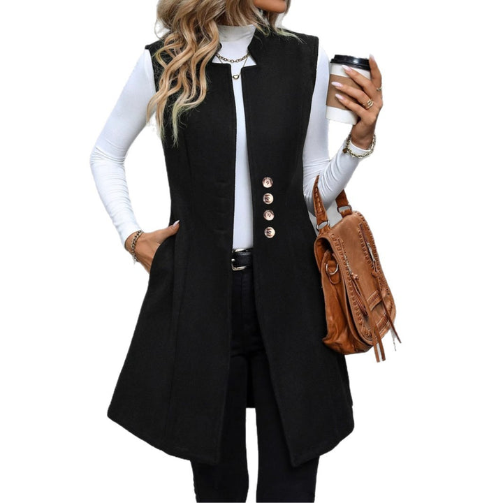 Ladies Elegant Vest made of high-quality boucle material and stylish button details Lune London