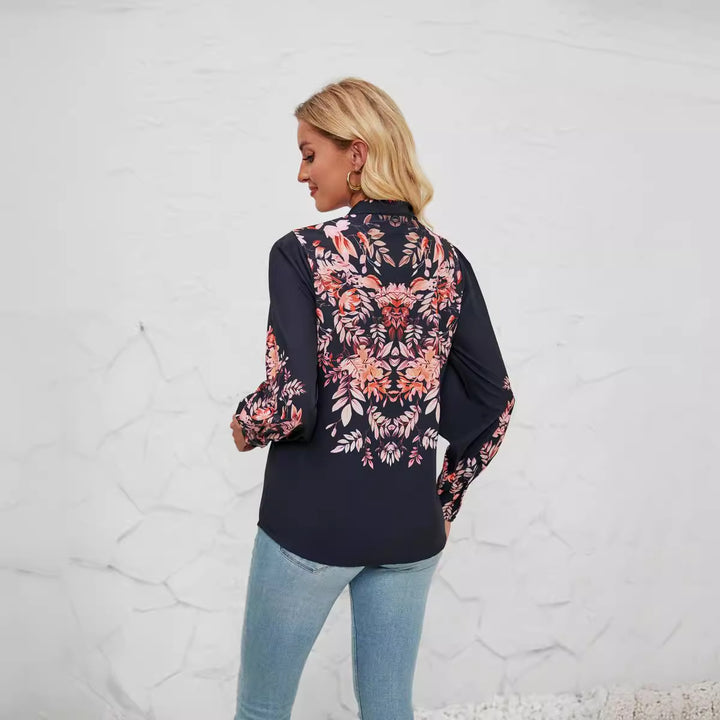 Elegant blouse for women with floral print and wide sleeves Lune London