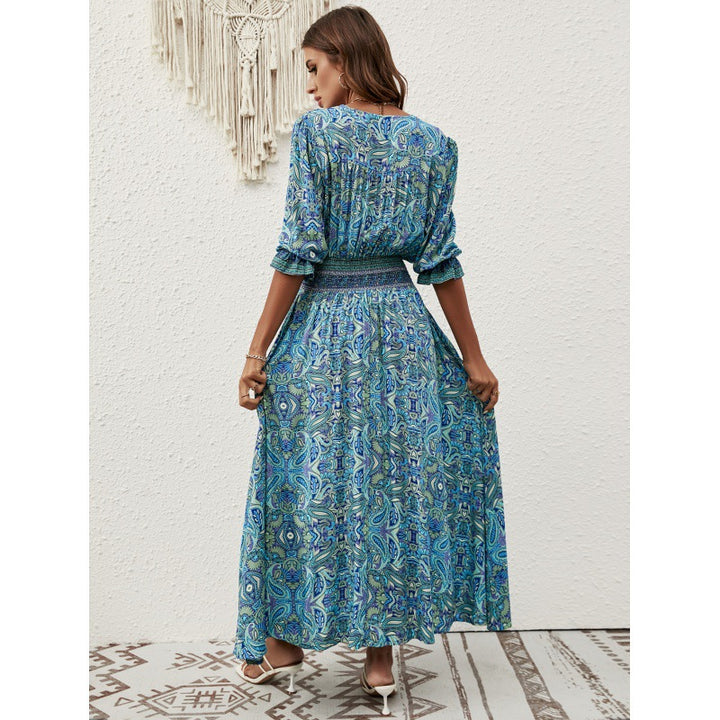 Ladies Elegant Button-Up Maxi Dress with Side Slit and Chic Corded Waist
