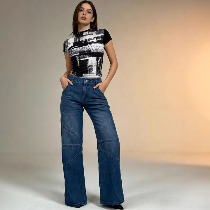 Women's loose-fitting jeans with unique seam details Lune London