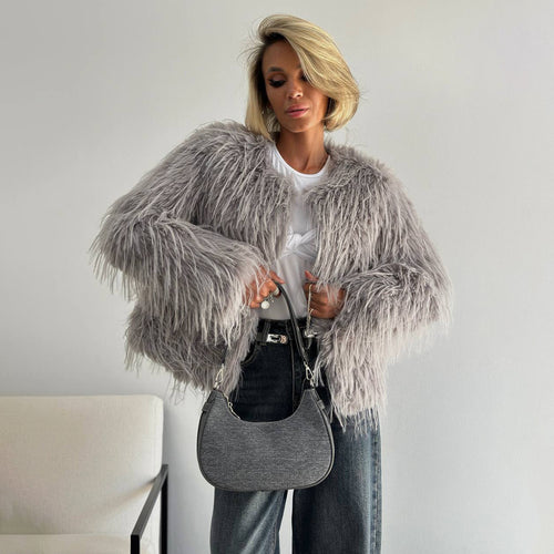 Ladies Faux Fur Jacket with Wide Sleeves and Relaxed Fit Lune London