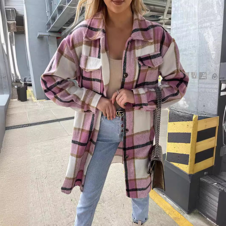 Women's flannel shirt with plaid pattern and breast pocket Lune London