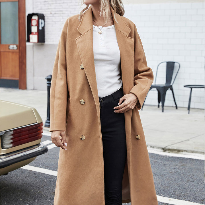 Elegant trench coat for women with adjustable belt and large pockets Lune London