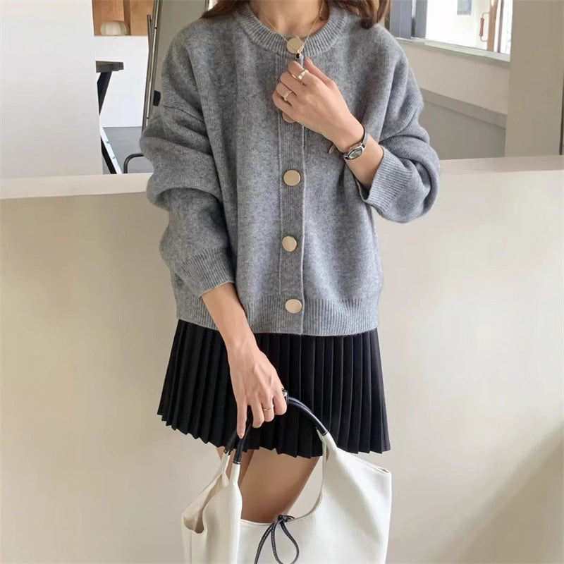 Cardigan Tricoté Doux pour Femmes avec Design de Bouton et Texture Fines Chic & Stil