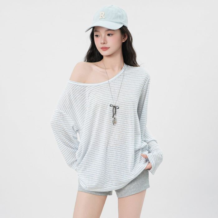 Women's casual long sleeve t-shirt with asymmetrical design Chic & Stil
