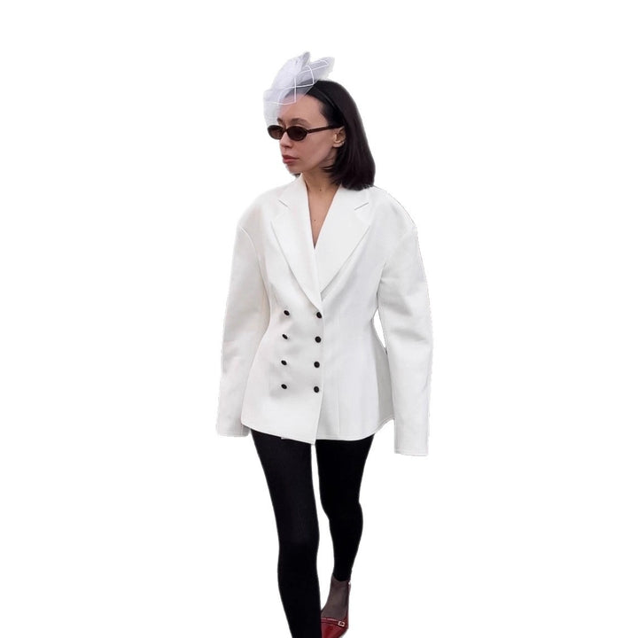 Oversized blazer jacket for women with elegant design Lune London