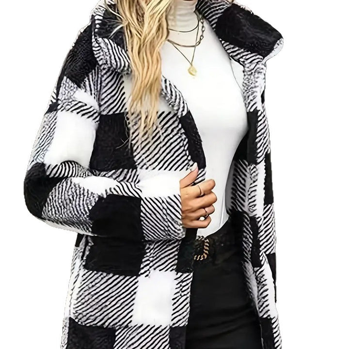 Women Cozy Fleece Jacket with Individual Plaid Pattern Lune London