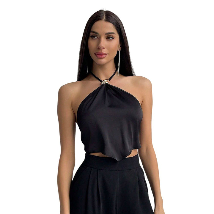 Elegant halter top for women with shiny fabric and decorative bow Chic & Stil