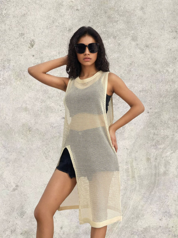 Lightweight knitted sweater for women with a trendy mesh design and side slits Lune London