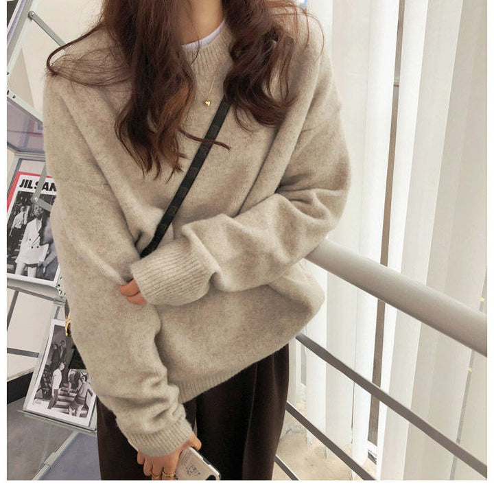 Ladies oversized thick sweater with high collar and ribbed knit Lune London