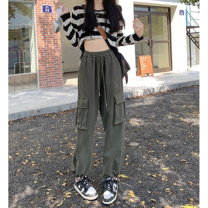 Women's cargo pants with side pockets Chic & Stil