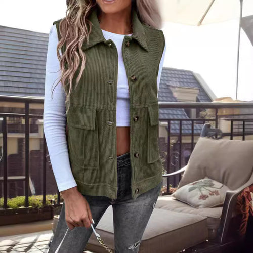 Casual women's cardigan with practical pockets and textured corduroy material Lune London
