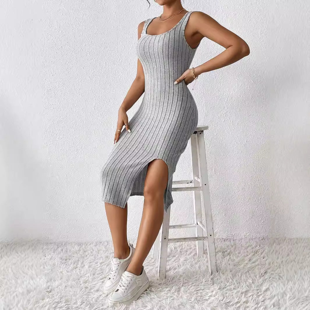 Fitted ribbed dress for women with side slit and square neckline Lune London