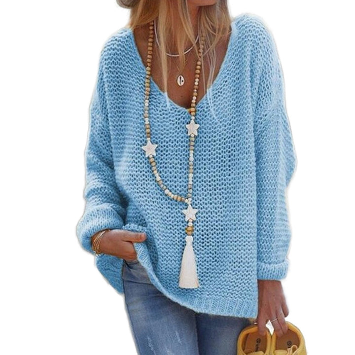 Loose knit sweater for women with deep V-neck and casual cut Lune London