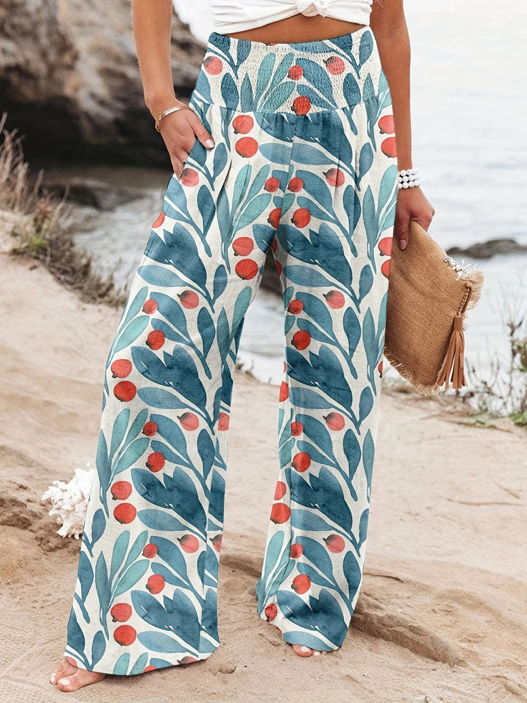 Loose summer pants for women with floral print and elastic waistband Lune London