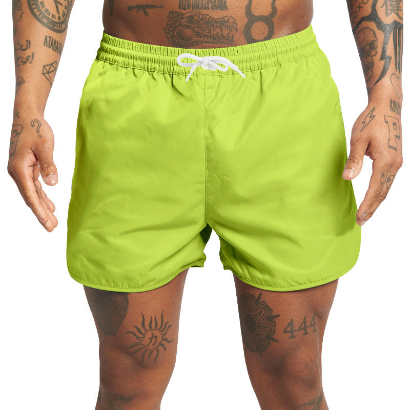 Shorts de bain pour hommes avec taille élastique et poches latérales pratiques Lune London