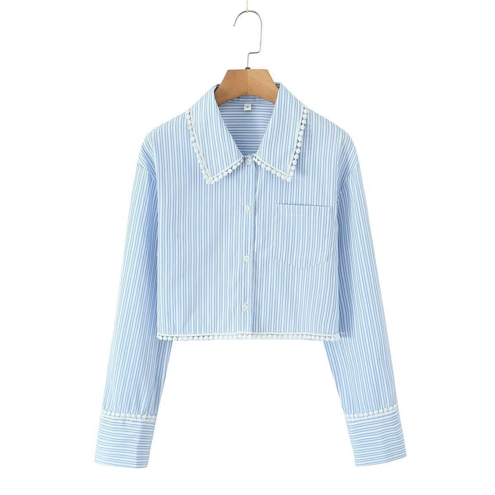 Blouse crop pour femmes avec des accents de dentelle élégants Chic & Stil