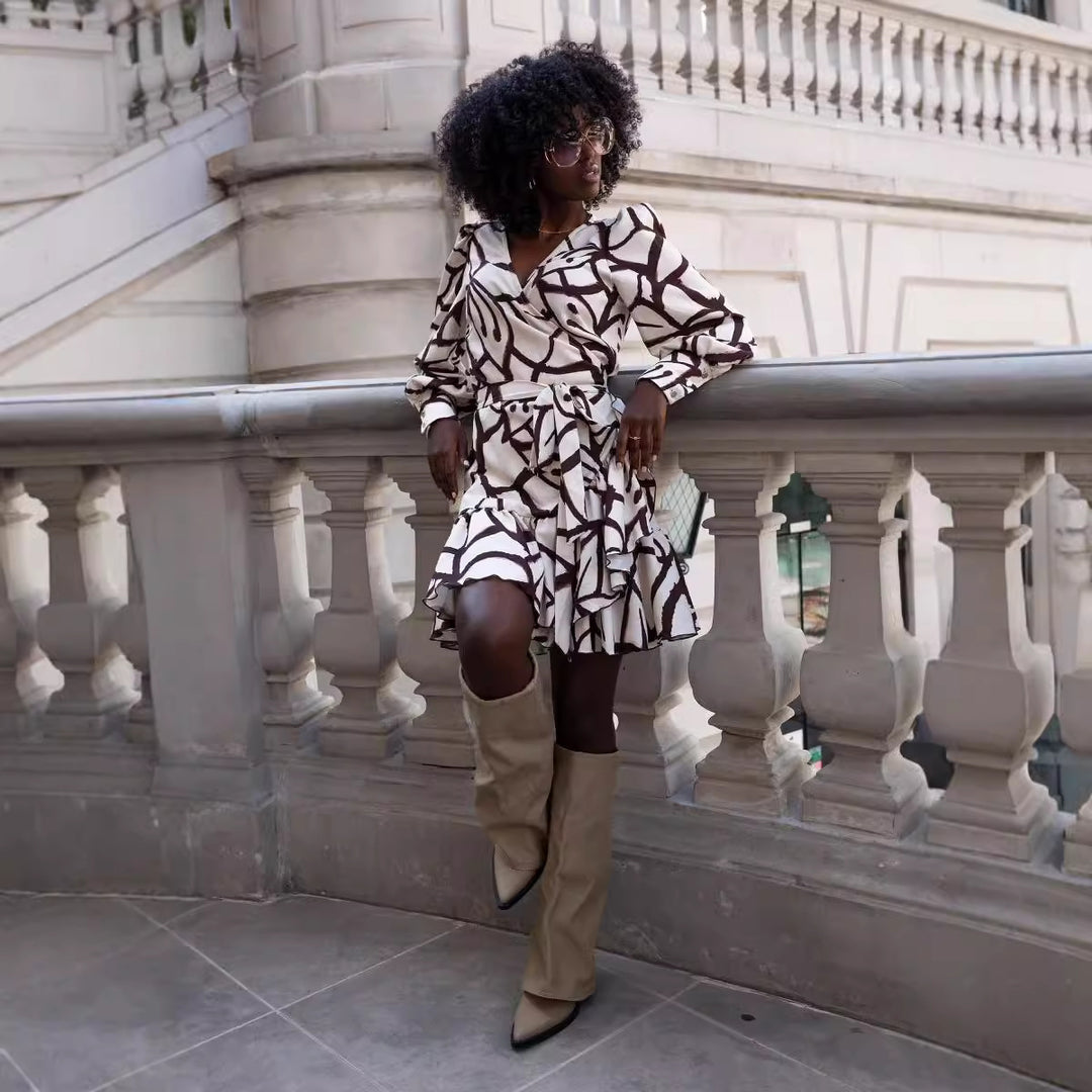Shirt dress for women with voluminous sleeves and a playful cut Lune London