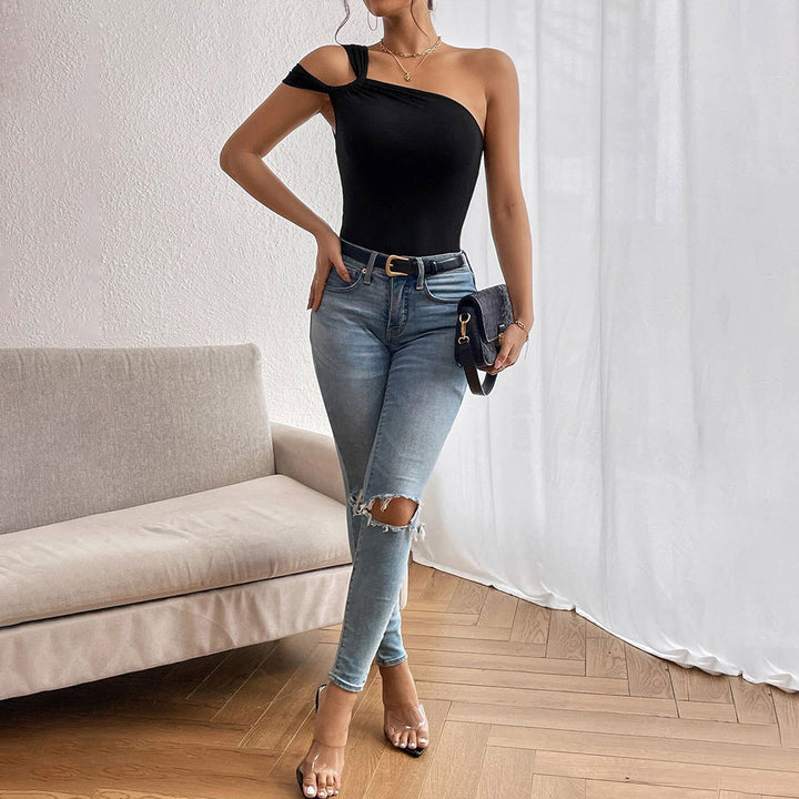 Sleeveless top for women with asymmetrical design and U neckline Chic & Stil