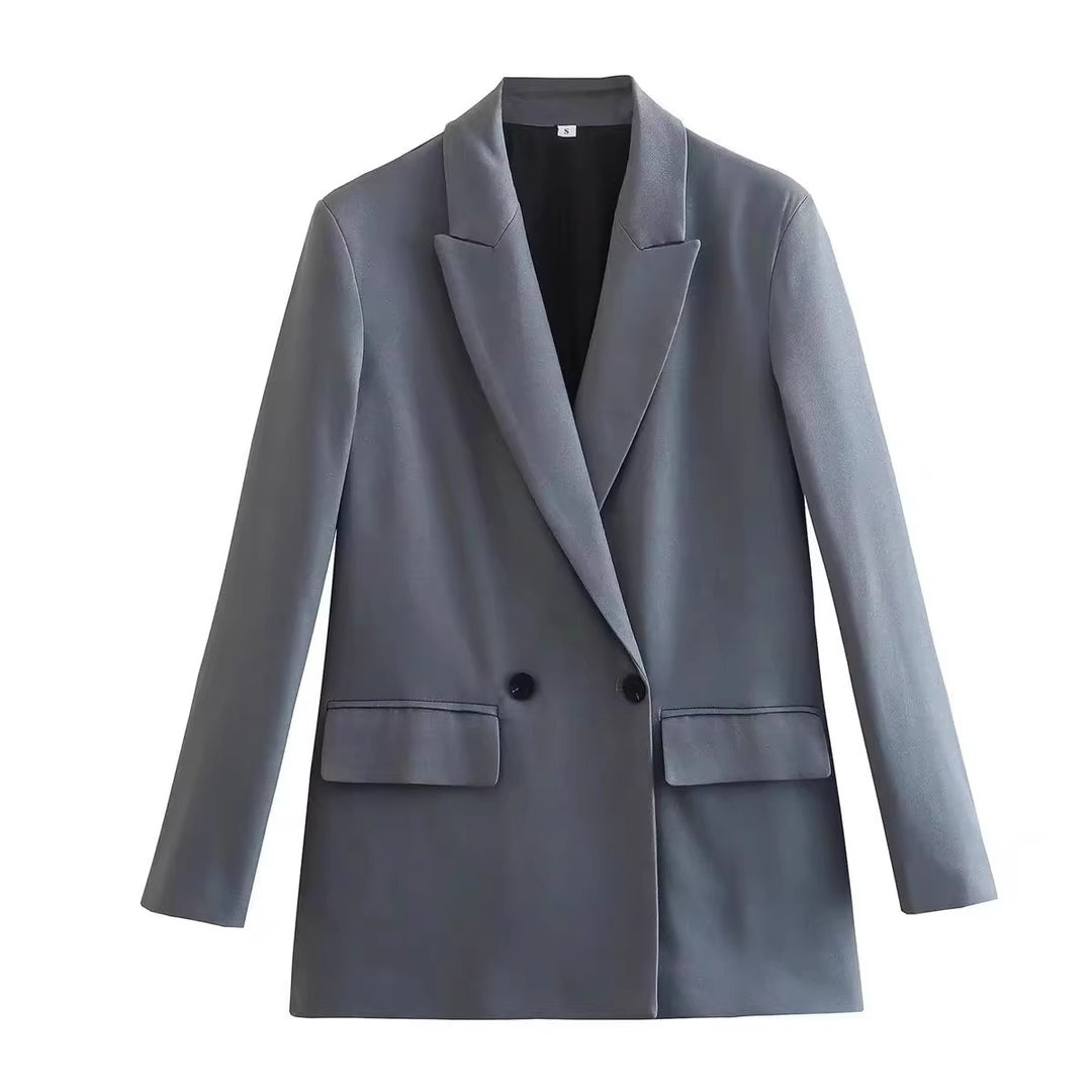 Stylish blazer jacket for women with double-breasted design and wide lapels Lune London