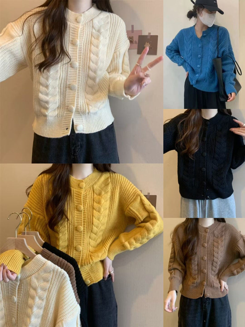 Comfortable knitted cardigan for women with braided pattern and large buttons Lune London
