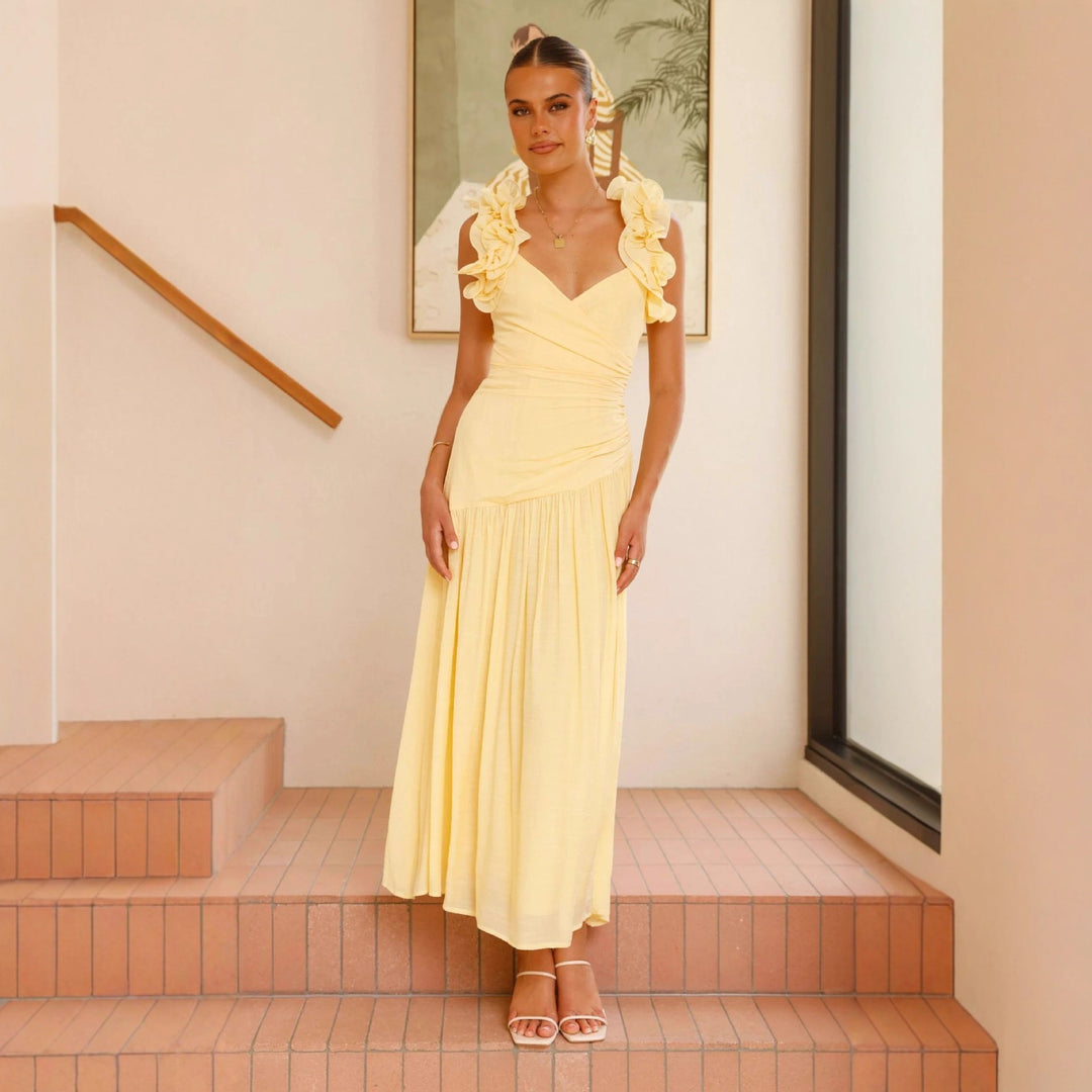 Fluid maxi dress for women with voluminous ruffles and V-neck Chic & Stil