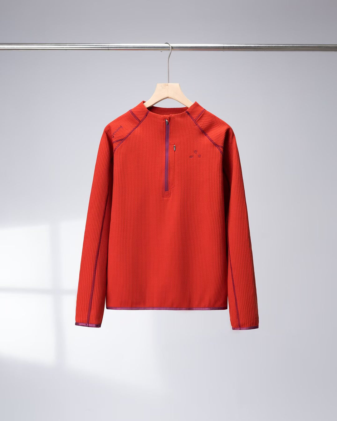 T-shirt fonctionnel féminin avec fermeture éclair innovante Chic & Stil
