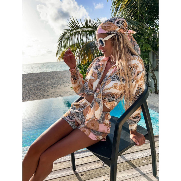 Ladies Short-checked suit with stylish tie belt and fashion print Lune London
