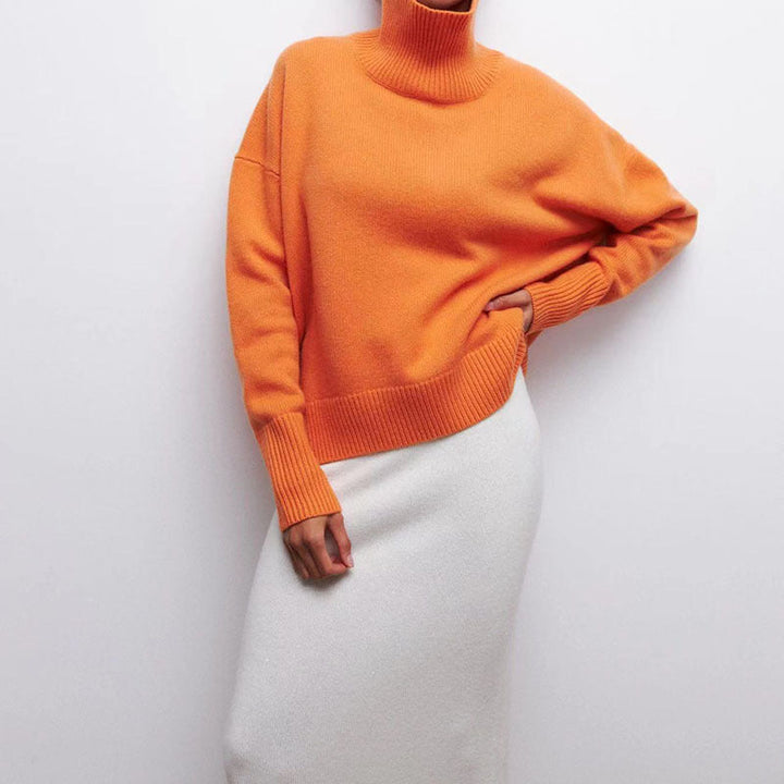 Women's Comfortable Turtleneck Sweater with Oversized Cut and Textured Material Lune London