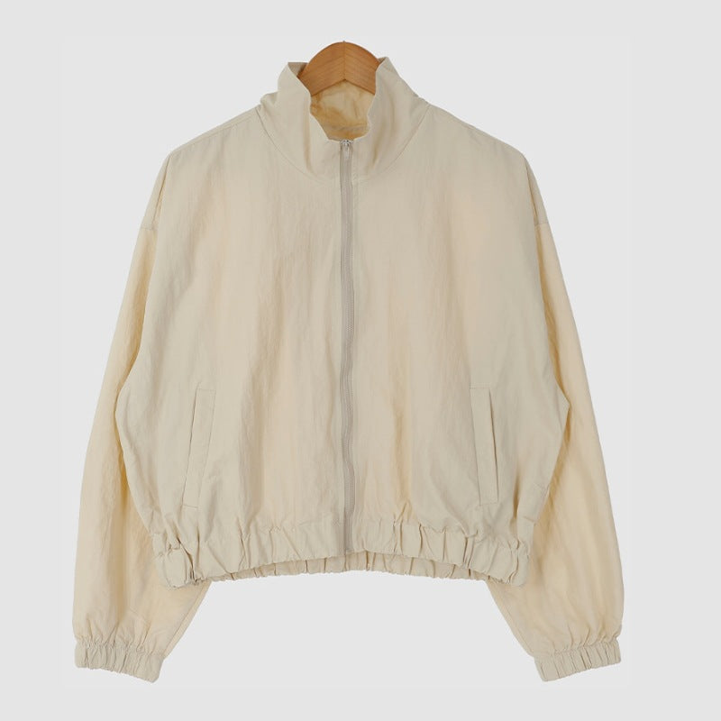 Women's sporty transitional jacket with voluminous sleeves Chic & Stil